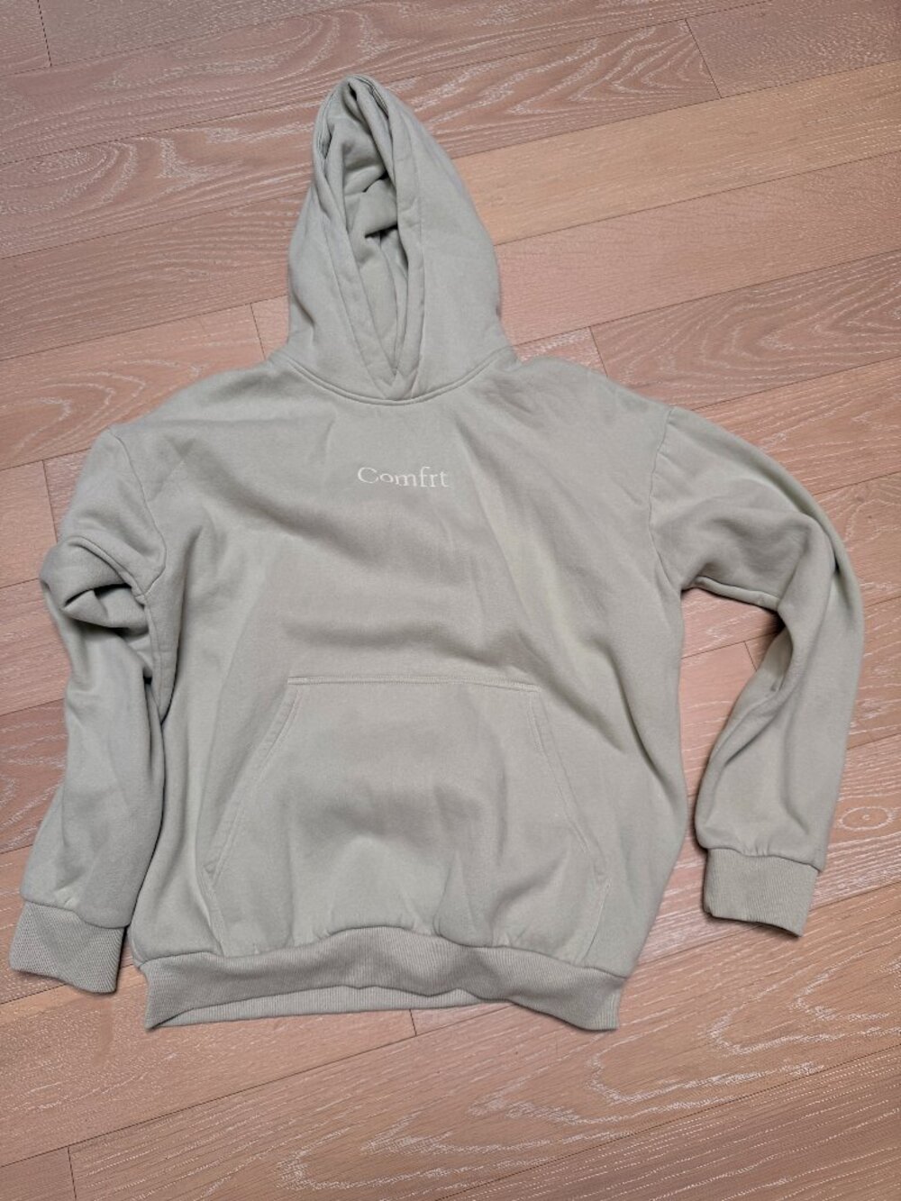 Comfrt Signature Hoodie (Sage Green)